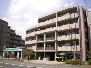 ウェストモンターニュ三ッ沢【1階】の外観