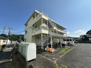 東京都八王子市上柚木【マンション】の外観