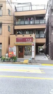 東京都新宿区上落合2【マンション】の外観