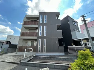 プラティーク安良田の画像