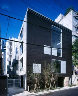 東京都文京区本郷4【マンション】の外観