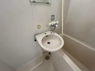 サンコート神宮東【8階】の内装