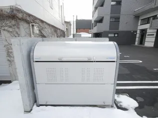 サンアイローヤル19【3階】の地図