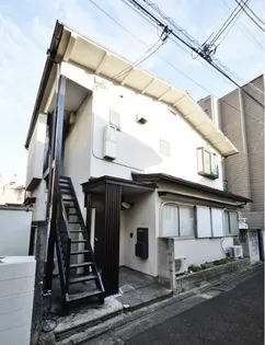 東京都世田谷区三軒茶屋2【アパート】の外観