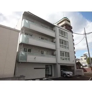 Estavie円山(エスタヴィエ円山)【3階】の外観