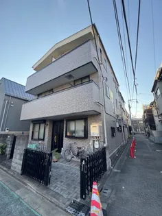 ファーストフィールド【3階】の外観