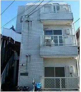 ベルコート共和【1階】の外観