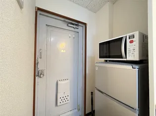 ミルキーウェイサウス棟【1階】の玄関