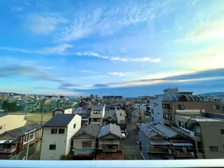 コスモフォーラム四条【6階】の外観