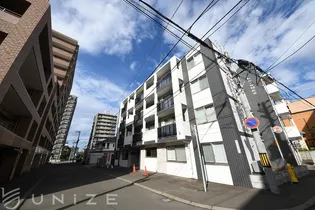 北海道札幌市豊平区平岸一条7【マンション】の外観