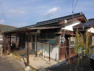 山口県美祢市秋芳町【一戸建】の外観