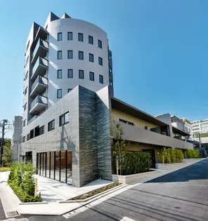 東京都港区西麻布4【マンション】の外観