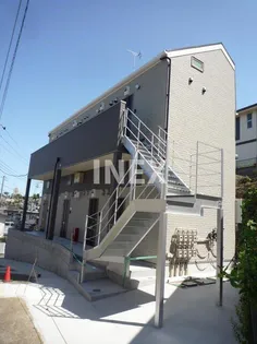 神奈川県横浜市西区元久保町【アパート】の外観