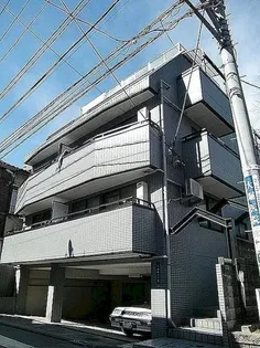 ヴィラ・ラ・レーヌ【3階】の外観