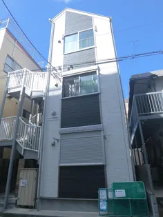 神奈川県横浜市鶴見区本町通4【アパート】の外観