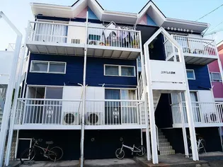 コアパレス岳美【2階】の外観