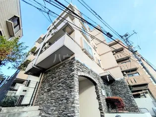 ロアール世田谷等々力【1階】の外観