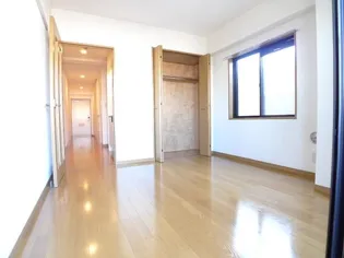 グランドゥールI&Y【4階】の居間