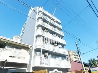 シェスタ桜山【3階】の外観