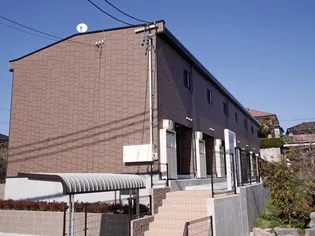 レオパレス鍋山【1階】の外観