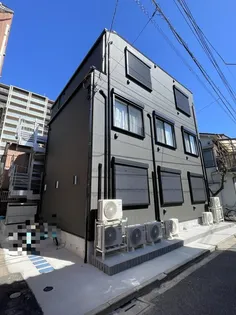 ラトゥールSA【2階】の外観