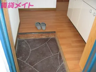 岩渕松鶴【3階】の玄関