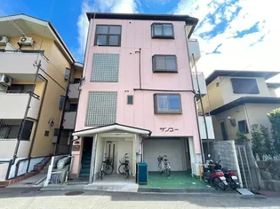 レジデンスサンコー【2階】の外観