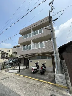 シャンドール太秦【3階】の外観