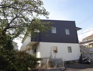 J-BOX【2階】の外観