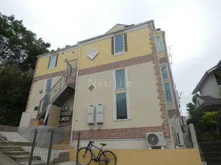 ユナイト日吉クイーン・マカダミア【2階】の外観