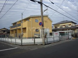 ラ・ペール【2階】の外観