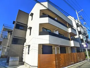 グリシーヌ新田【3階】の外観