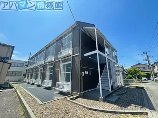 レオパレスシャルマンの外観
