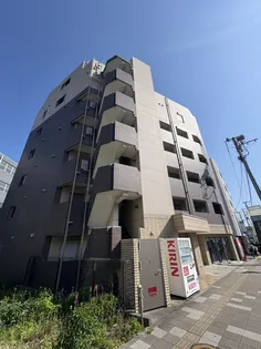 ULLWOOL TAKE【2階】の外観