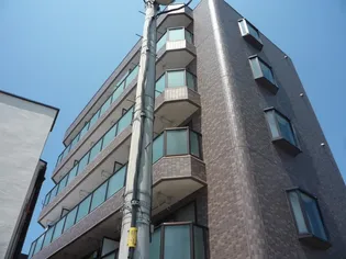 ラ リヴィエール【4階】の外観
