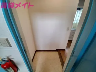 ポラリスハイツ【2階】の玄関