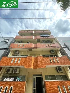 中道パ-クマンション【1階】の外観