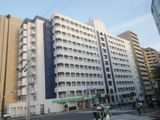 東京都江東区北砂3【マンション】の外観