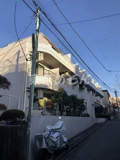 東京都新宿区西早稲田3【マンション】の外観