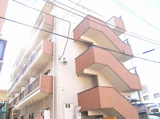 日吉ビル【1階】の外観