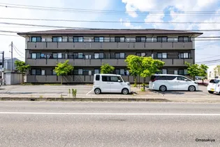 ハイカムール 城の画像