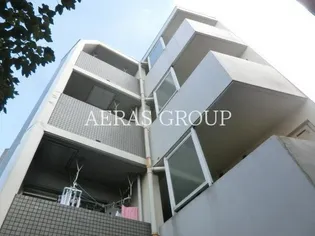 タッシ国立【1階】の外観