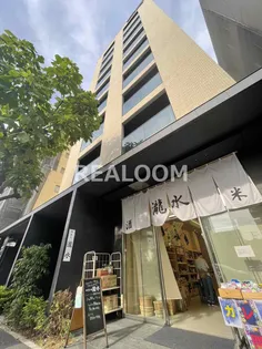 グランクリュ新宿御苑【3階】の外観