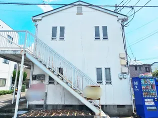 ホワイトコーポ【2階】の外観