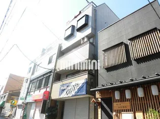 メゾン新名【3階】の外観