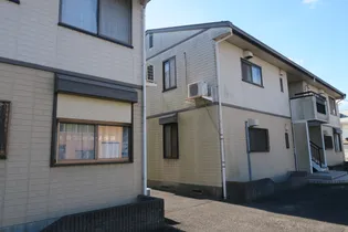 香川県善通寺市善通寺町【アパート】の外観