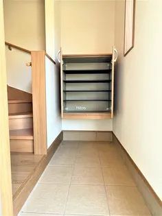 Lupinus terraceの玄関