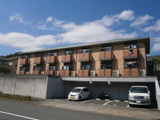 ラックスハイム鶴川台 I【1階】の外観