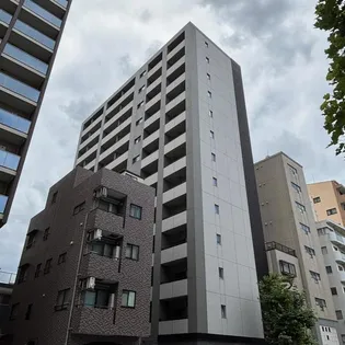 東京都新宿区東榎町【マンション】の外観
