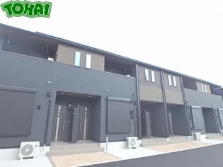 カーサ・アティラン B【1階】の外観